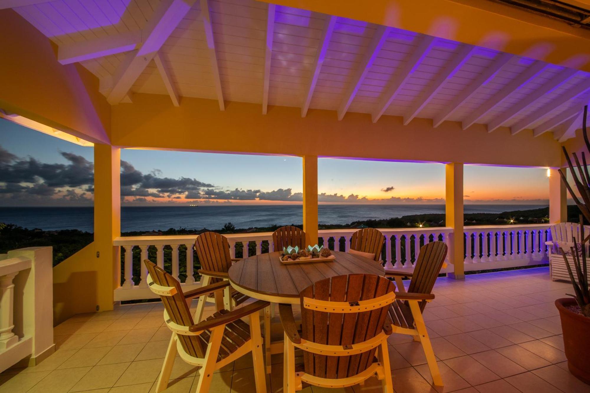 Coral Estate Holidays Willibrordus 部屋 写真