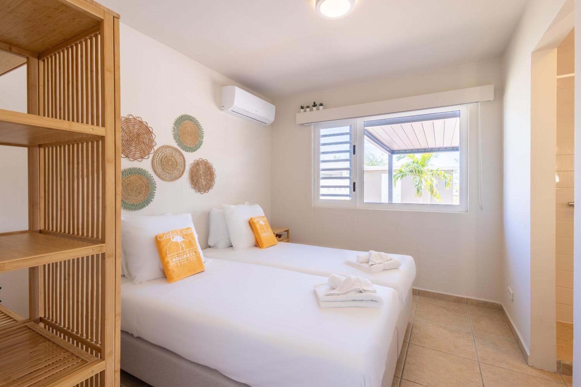 Coral Estate Holidays Willibrordus 部屋 写真