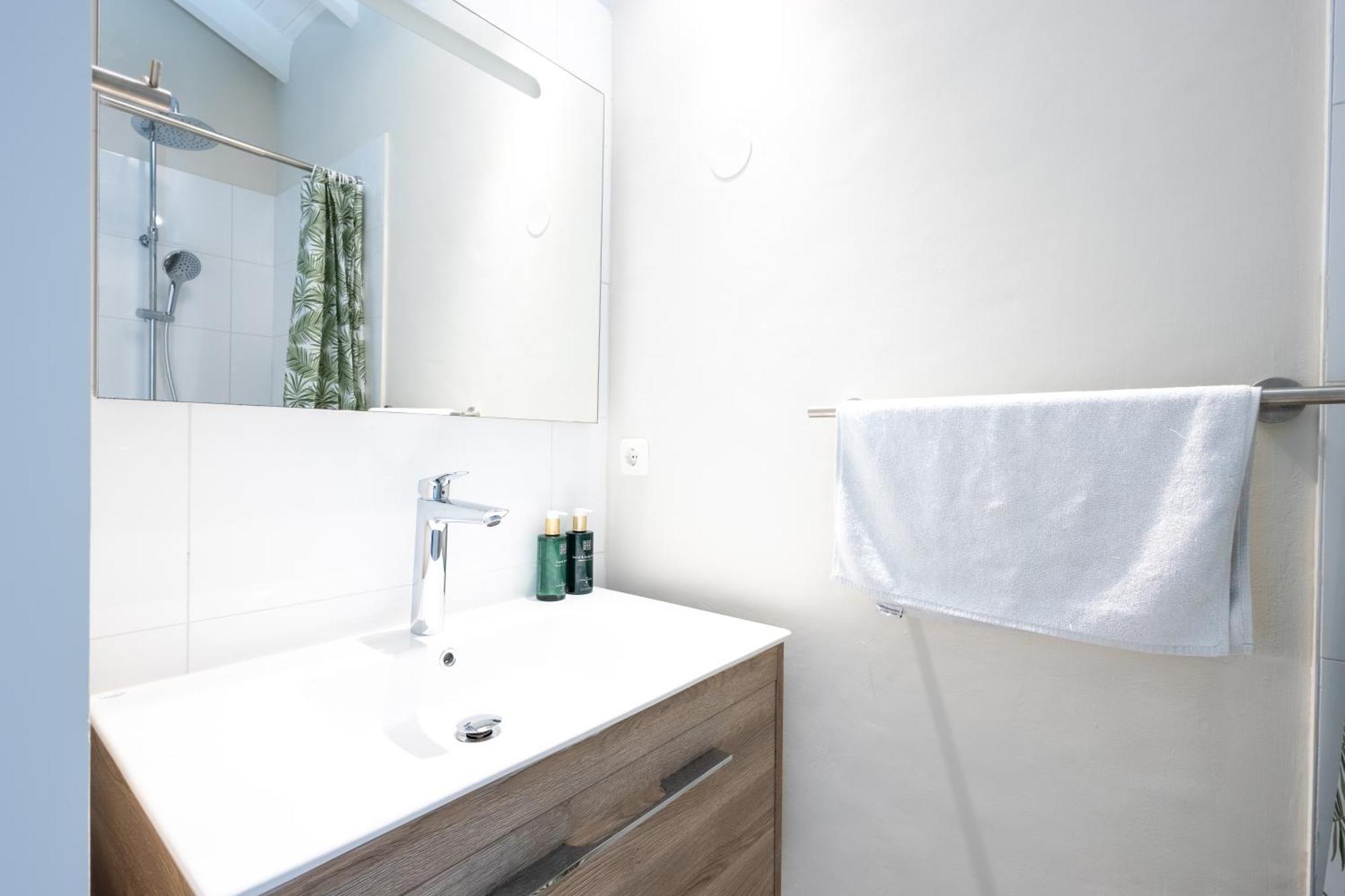 Coral Estate Holidays Willibrordus 部屋 写真